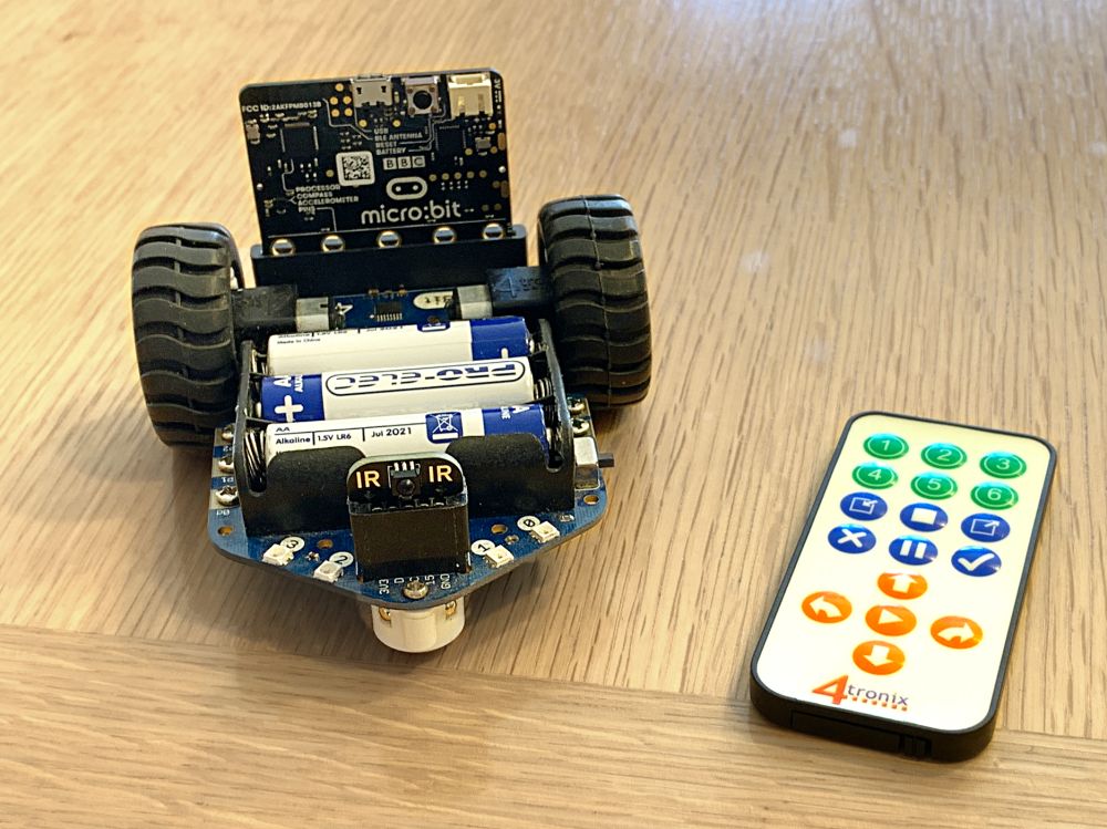 Mini Bit Bot Make Code InfraRed Remote Control for BitBot XL, MiniBit & RoboBit Mk3 – 4tronix